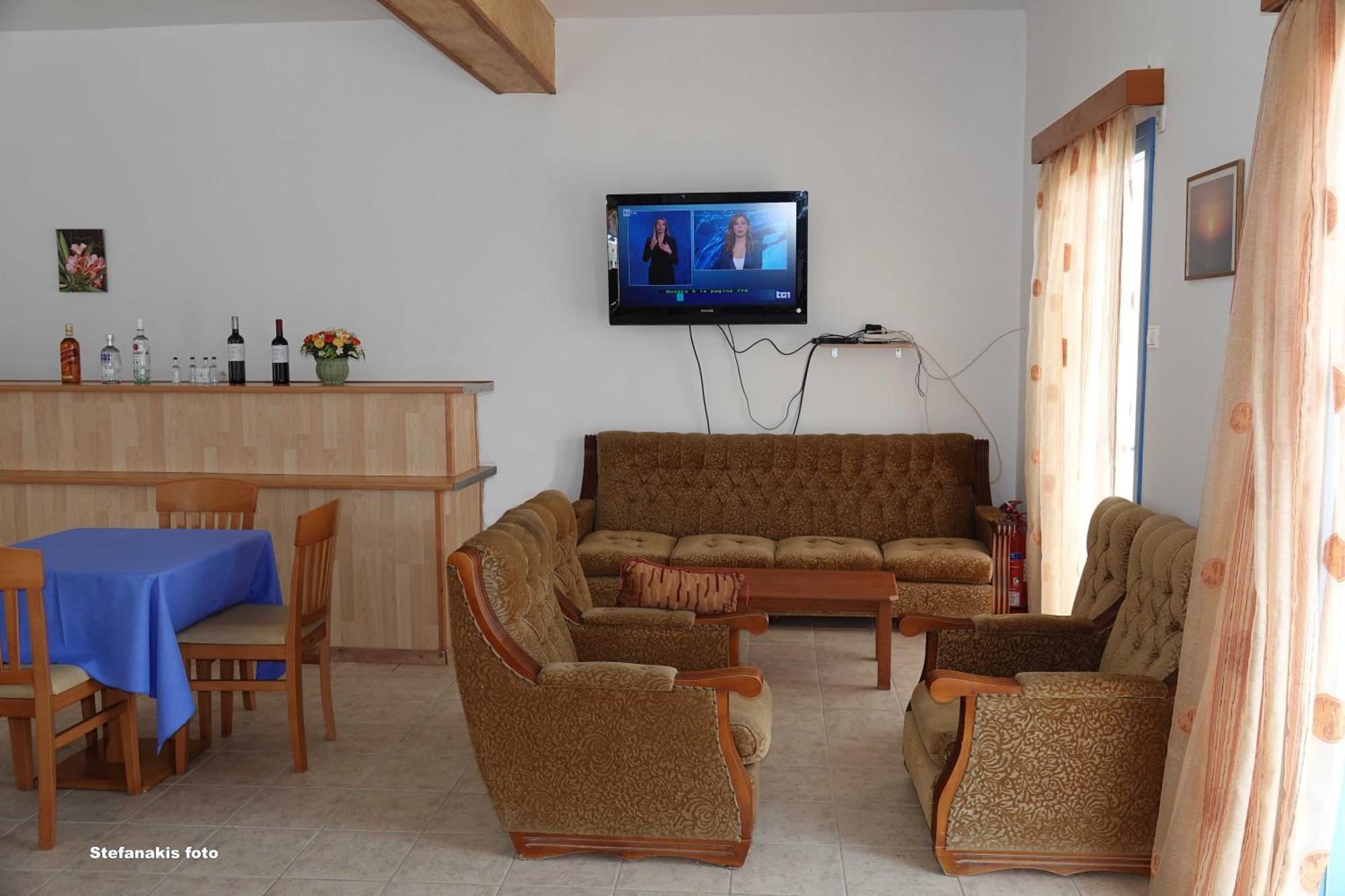 Aeriko Hotel Apartments Agia Marina  Εξωτερικό φωτογραφία